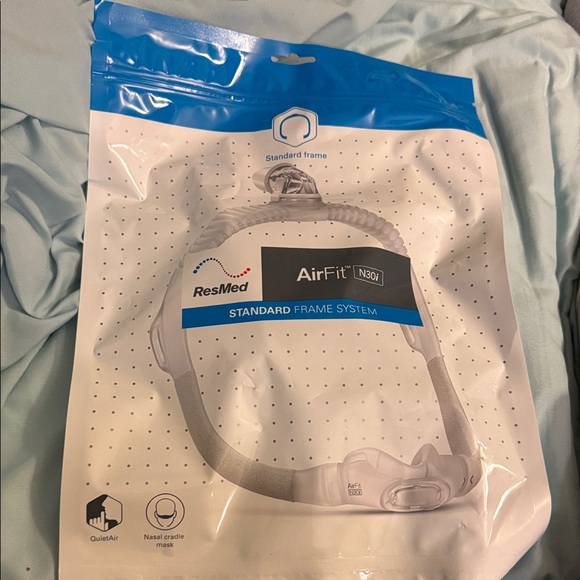 ResMed AirFit N30i Standard Frame System #63804 - Picture 2 of 2